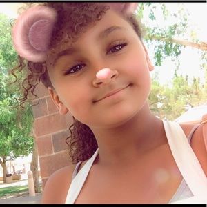 Meet your Posher, Jadaya